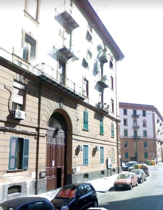 Апартаменты Napoli Residenza Castiglia Экстерьер фото